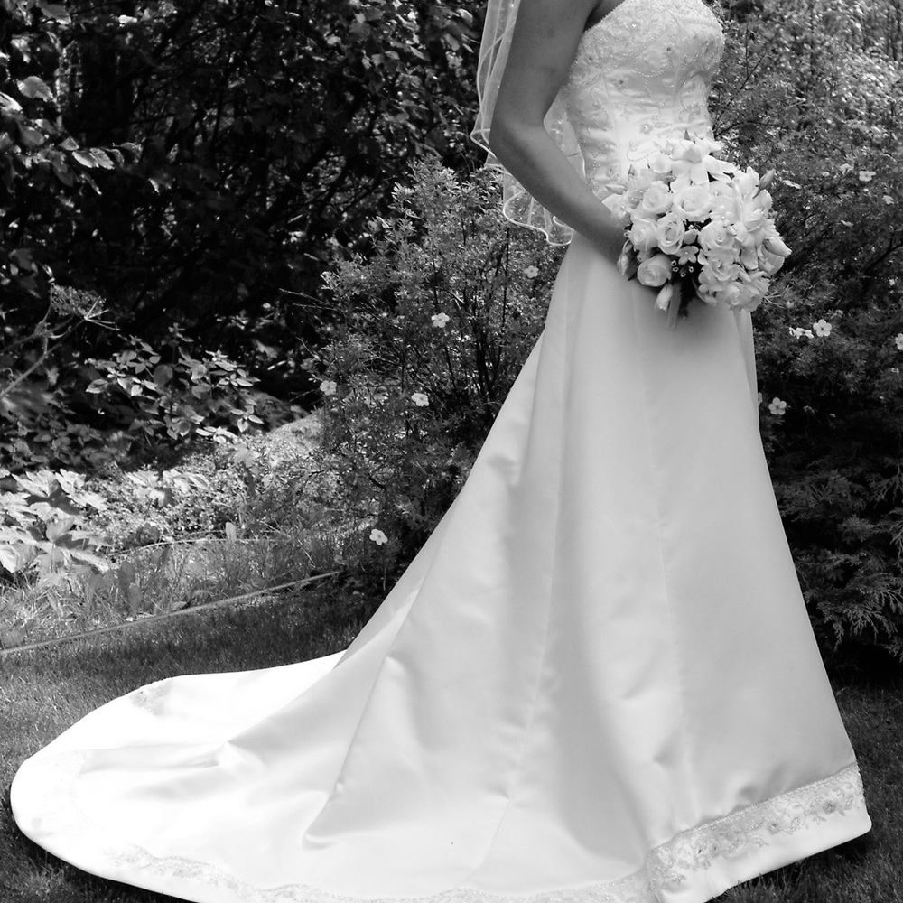 Maggie Sottero wedding dress
